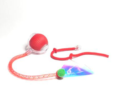 Bola Interactiva para Gatos Kuro - La cola de la libélula es roja